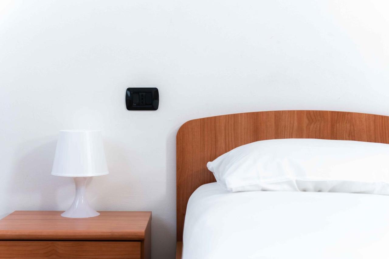 Wayco Rooms Lipomo Exterior photo